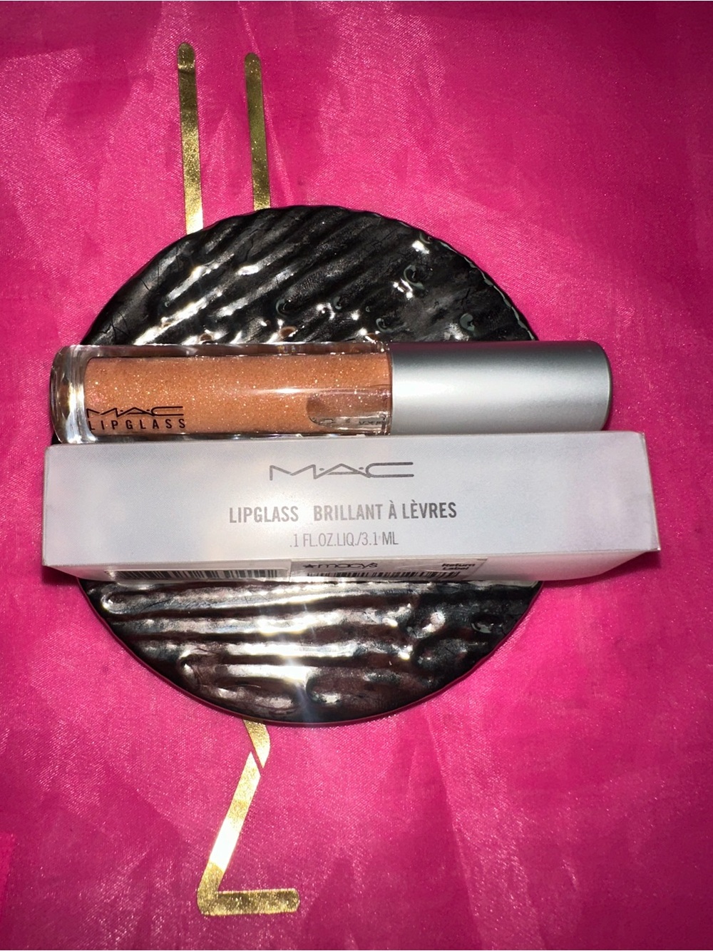 MAC Female Gaze Lipglass | BNIB